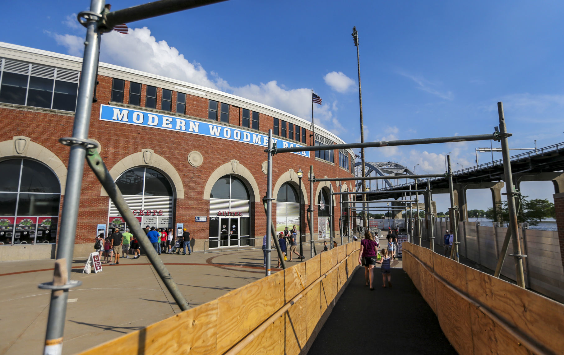 060919-qct-qca-bandits-011